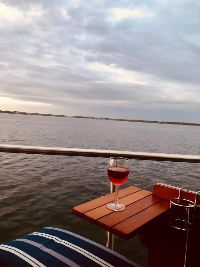 Hausboot Elandi Villa Bitterfeld-Wolfen Luaran gambar